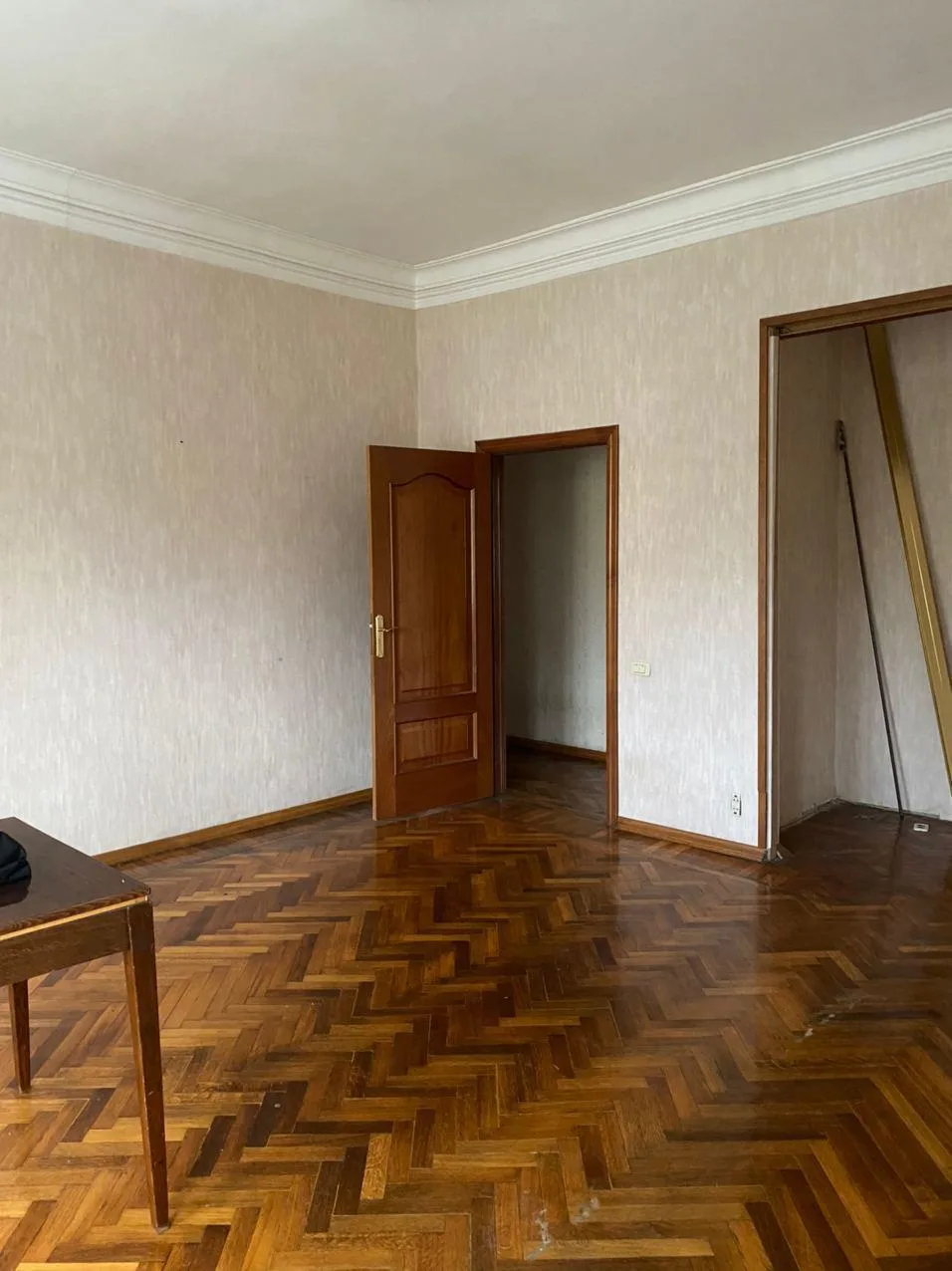 Квартира в процессе комплексного демонтажа