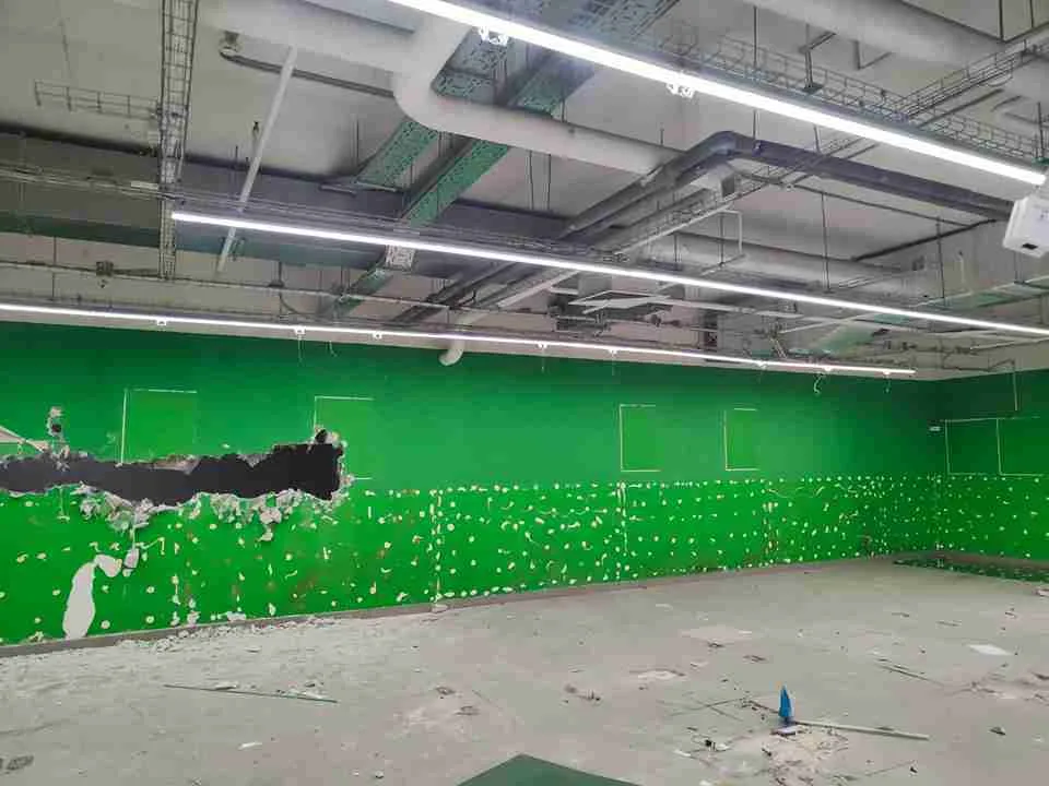 Демонтаж перегородки из гипсокартона