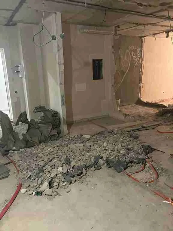 Вынос и погрузка мусора после демонтажа